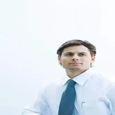 成霏柯